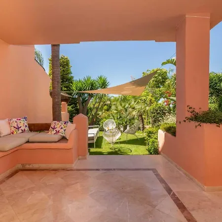 Vacation I El Calvario Villa, Cinema, Pool, Andalusian Garden, Top Location In Old Town Villa *