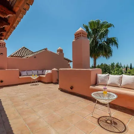 Vacation I El Calvario Villa, Cinema, Pool, Andalusian Garden, Top Location In Old Town Marbella