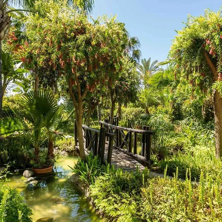 Vacation I El Calvario Villa, Cinema, Pool, Andalusian Garden, Top Location In Old Town Villa *