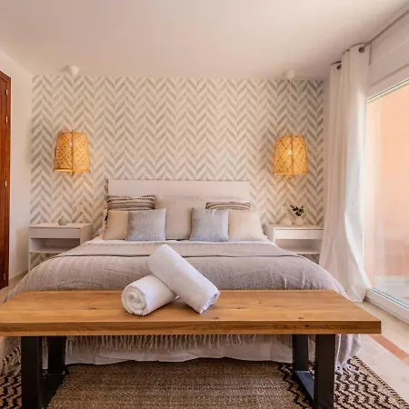 Vacation I El Calvario Villa, Cinema, Pool, Andalusian Garden, Top Location In Old Town Marbella