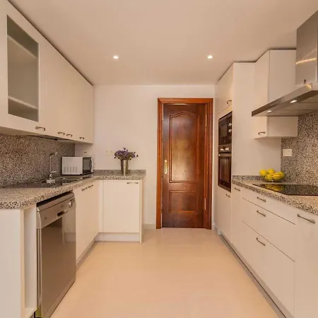 Vacation I El Calvario Villa, Cinema, Pool, Andalusian Garden, Top Location In Old Town * Marbella